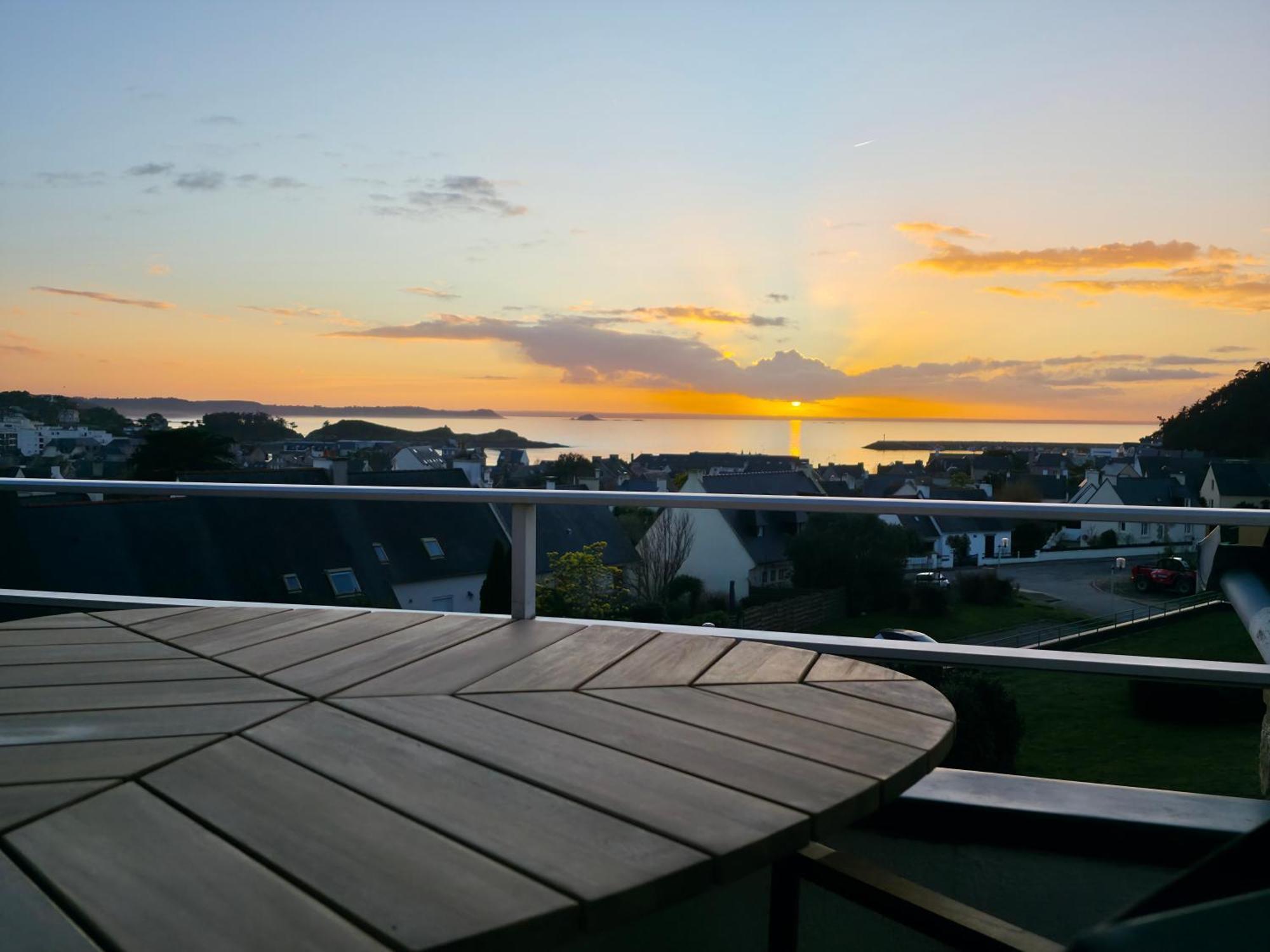Appartement Bretagne vue mer sur les hauts d'Erquy Extérieur photo